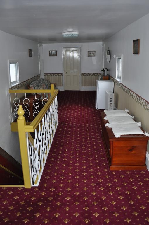 Roslyn House Bed & Breakfast Bushy Park Buitenkant foto