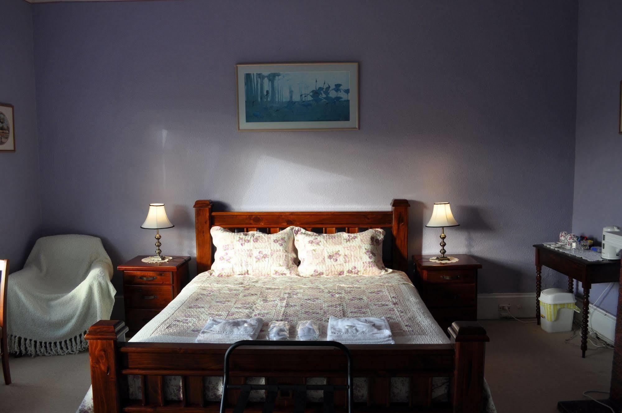 Roslyn House Bed & Breakfast Bushy Park Buitenkant foto